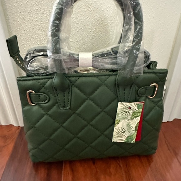 Badgley Mischka Small Diamond Quilted Tote in Green - Picture 2 of 4